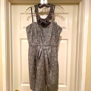 New Laundry by Shelli Segal Silver beautiful dress